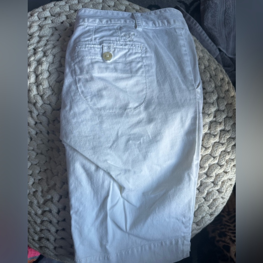 White Bermuda shorts
